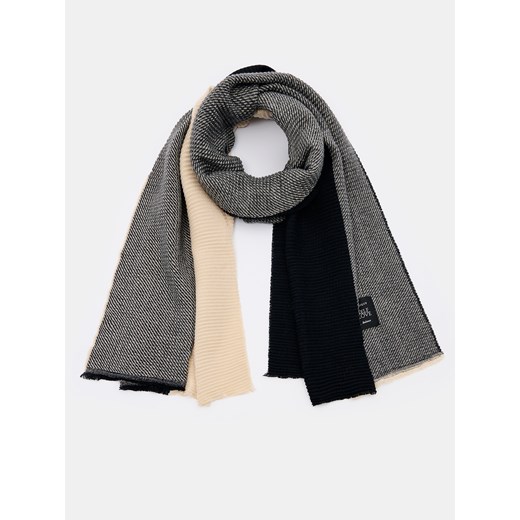 Mohito - Szalik - czarny ze sklepu Mohito w kategorii Szaliki i chusty damskie - zdjęcie 176476598