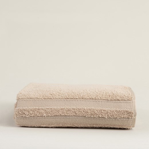 Ręcznik Essence 50x90 cm warm beige ze sklepu dekoria.pl w kategorii Ręczniki - zdjęcie 176536438