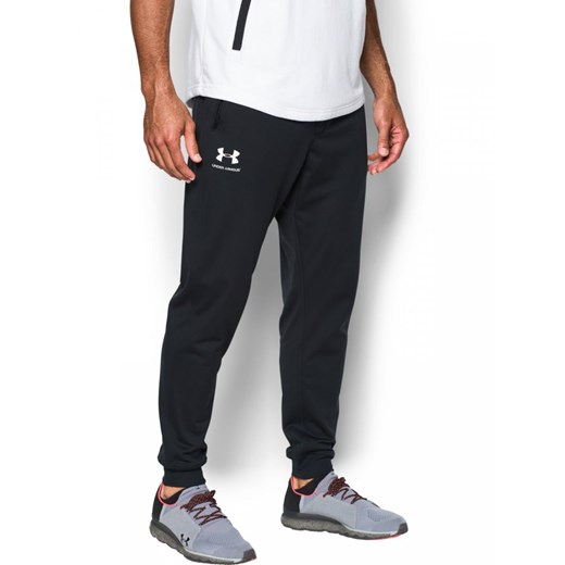 Męskie spodnie treningowe UNDER ARMOUR SPORTSTYLE TRICOT JOGGER - czarne ze sklepu Sportstylestory.com w kategorii Spodnie męskie - zdjęcie 176555149