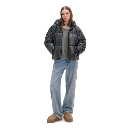 Cropp - Czarna kurtka puffer z kapturem - czarny Cropp S Cropp