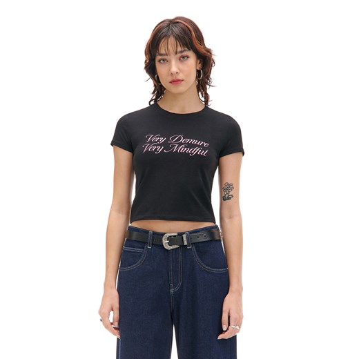 Cropp - Czarny T-shirt z napisami - czarny ze sklepu Cropp w kategorii Bluzki damskie - zdjęcie 176575767