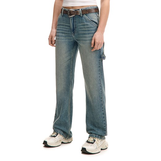 Cropp - Jeansy straight w stylu retro - niebieski ze sklepu Cropp w kategorii Jeansy damskie - zdjęcie 176576847