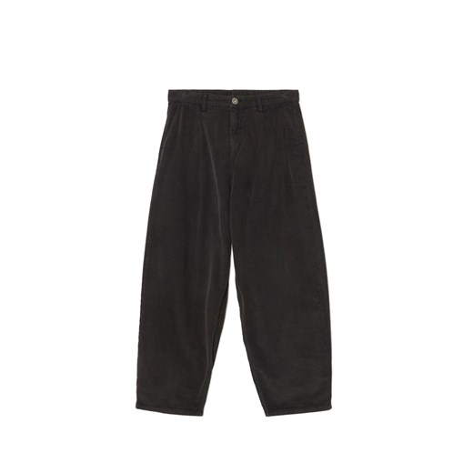 Cropp - Sztruksowe szerokie spodnie chino - brązowy Cropp 36 Cropp