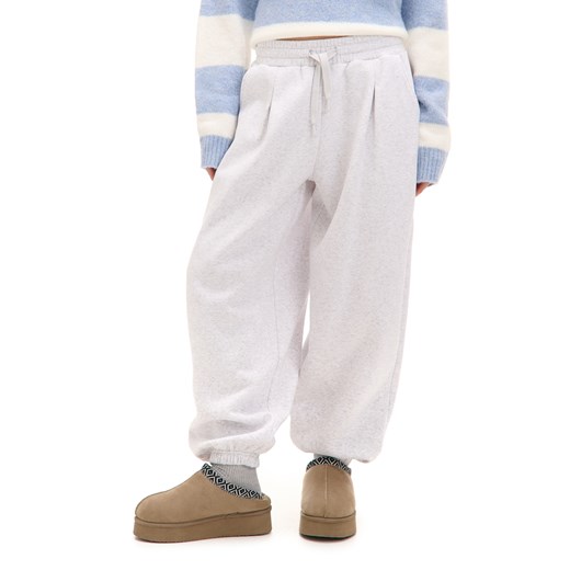 Cropp - Jasnoszare joggery z wysokim stanem - jasny szary ze sklepu Cropp w kategorii Spodnie damskie - zdjęcie 176577388