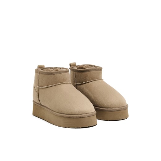 Cropp - Beżowe krótkie śniegowce - beżowy Cropp 40 Cropp