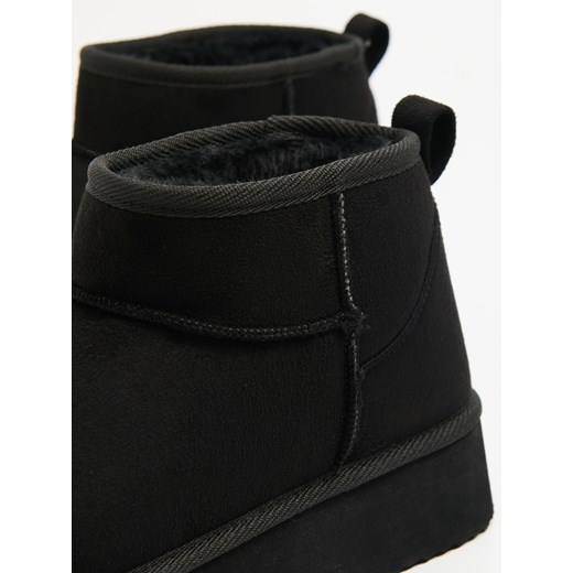 Cropp - Czarne krótkie śniegowce - czarny Cropp 38 Cropp