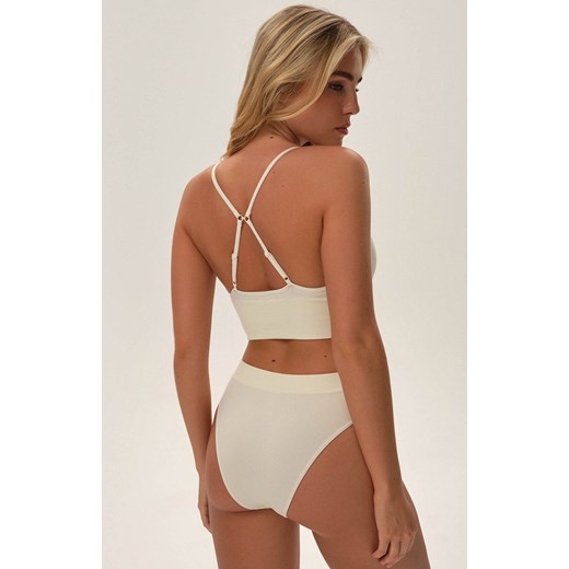 Esotiq figi damskie beżowe Bloovii Ocarlen 42239-01X, Kolor beżowy, Rozmiar S, BLOOVII ze sklepu Primodo w kategorii Majtki damskie - zdjęcie 176582637