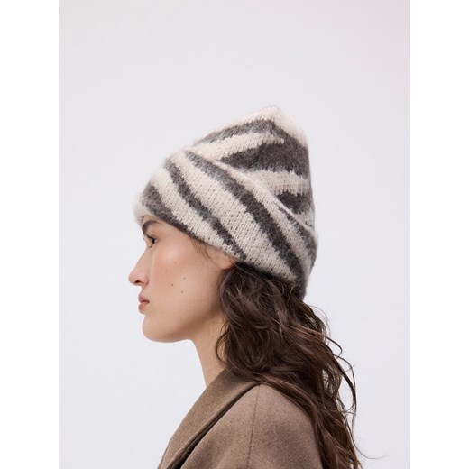 Reserved - Czapka beanie ze zwierzęcym wzorem - czarny ze sklepu Reserved w kategorii Czapki zimowe damskie - zdjęcie 176601159
