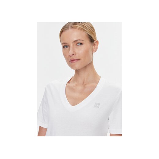 Calvin Klein Jeans T-Shirt Embro Badge J20J222560 Biały Regular Fit XS MODIVO