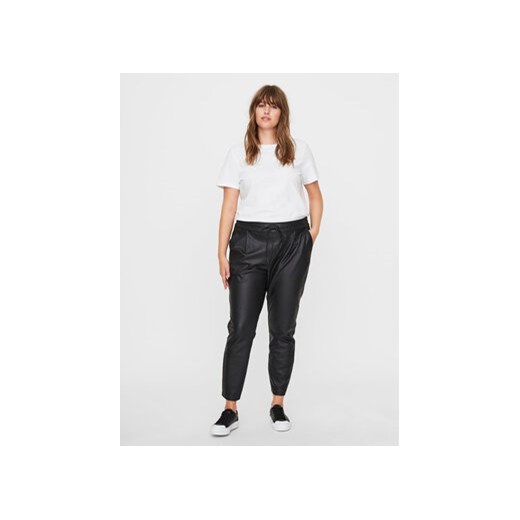 Vero Moda Curve Spodnie z imitacji skóry 10225775 Czarny Regular Fit 52 MODIVO