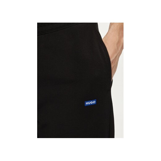 Hugo Spodnie dresowe Napin 50522372 Czarny Regular Fit L MODIVO
