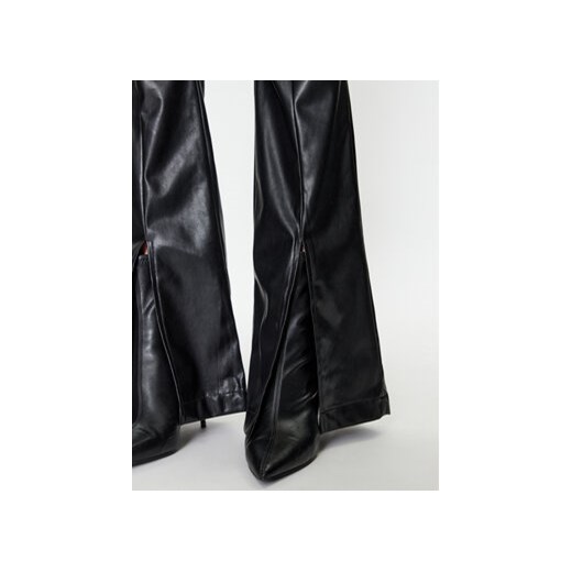 Silvian Heach Spodnie z imitacji skóry GPA23026PA Czarny Regular Fit 42 MODIVO