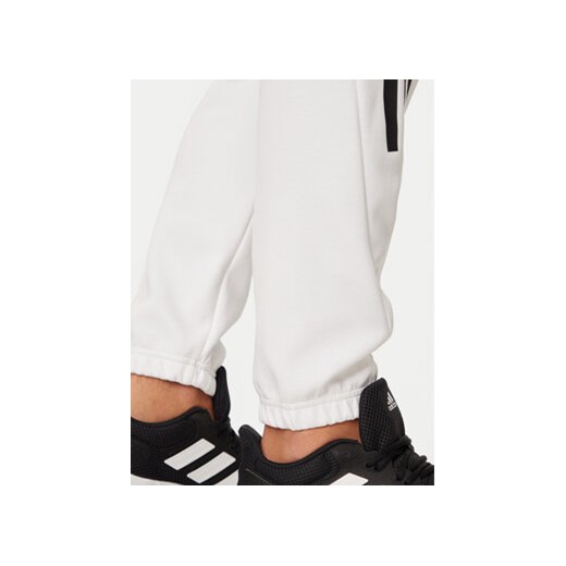 adidas Spodnie dresowe Future Icons 3-Stripes JJ4157 Biały Regular Fit XXL MODIVO