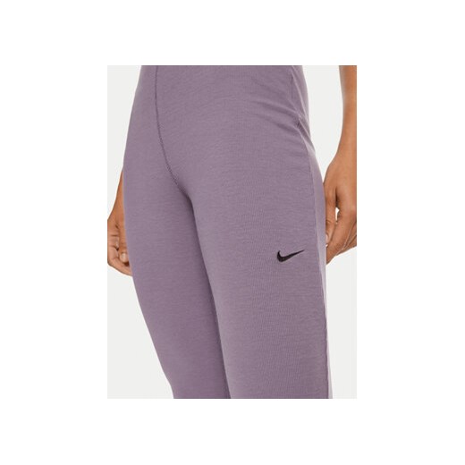 Nike Spodnie materiałowe FQ2113 Fioletowy Slim Fit Nike S MODIVO