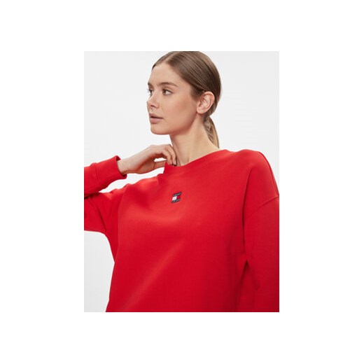 Tommy Jeans Bluza Badge DW0DW17325 Czerwony Regular Fit Tommy Jeans M MODIVO