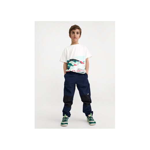 Reima T-Shirt Siirtyy 5200353A Biały Regular Fit Reima 134 MODIVO