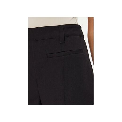 Gestuz Spodnie materiałowe 10908149 Czarny Wide Leg Gestuz 34 MODIVO