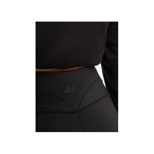 4F Spodnie materiałowe 4FWAW24TFTRF0716 Czarny Slim Fit S MODIVO