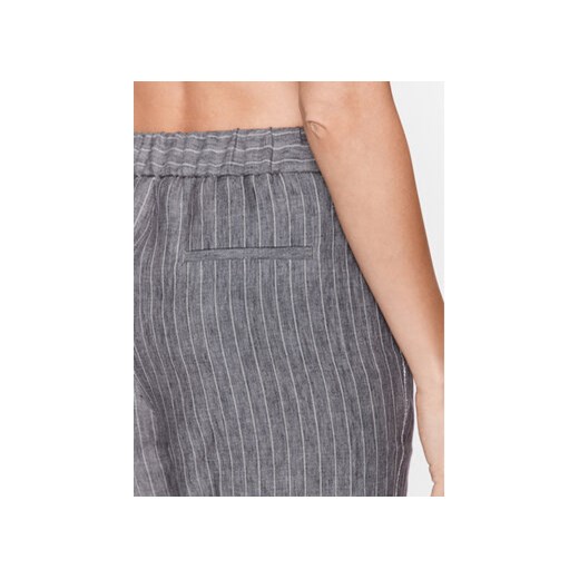 Peserico Spodnie materiałowe P04072 Szary Regular Fit Peserico 40 MODIVO