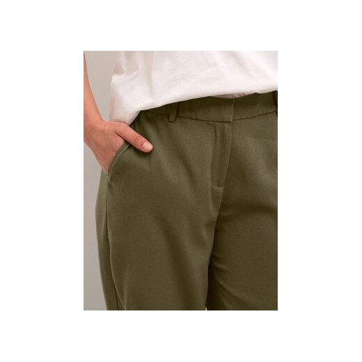 Cream Spodnie materiałowe Crcocamia 10611708 Zielony Regular Fit Cream 44 MODIVO