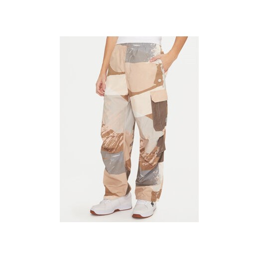 Champion Spodnie dresowe 220414 Beżowy Loose Fit ze sklepu MODIVO w kategorii Spodnie męskie - zdjęcie 176832915