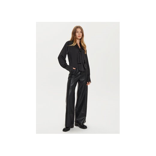 Eleh Bluzka E00198 Czarny Regular Fit Eleh L MODIVO