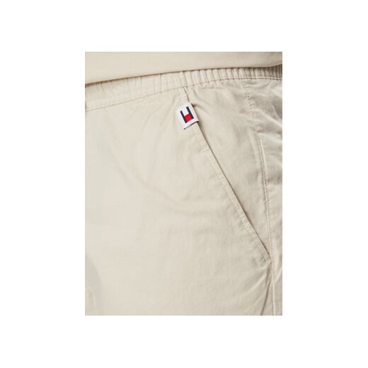 Tommy Jeans Joggery Austin DM0DM19457 Beżowy Regular Fit Tommy Jeans XXL MODIVO