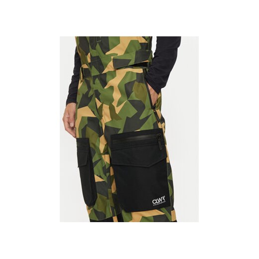 Colourwear Spodnie snowboardowe 7010296C6700 Khaki Regular Fit Colourwear XL MODIVO