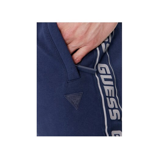 Guess Szorty materiałowe Arlo Z2YD02 K6ZS1 Granatowy Loose Fit Guess S MODIVO