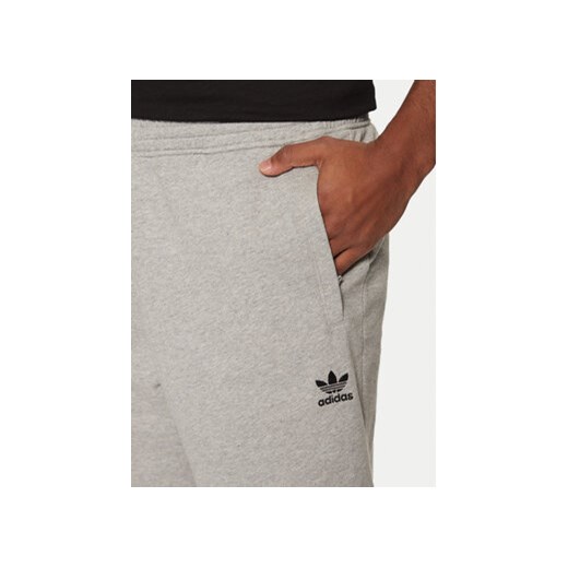 adidas Originals Szorty sportowe Essentials Trefoil IY8517 Szary Regular Fit XXL MODIVO