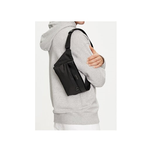 Calvin Klein Jeans Saszetka nerka Ck est Nylon Wastbag K50K512111 Czarny uniwersalny MODIVO