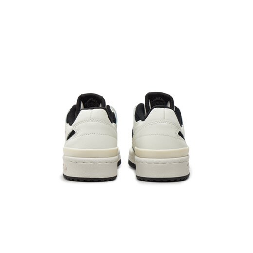 adidas Sneakersy Forum Low Cl J IH7918 Biały 38_23 MODIVO