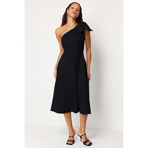 Sukienka Trendyol 