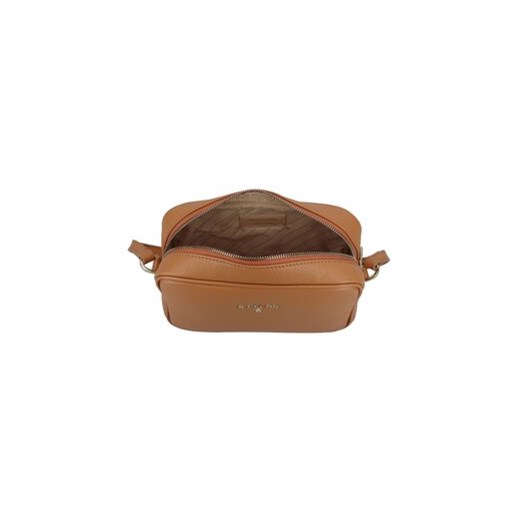 Listonoszka Patrizia Pepe 