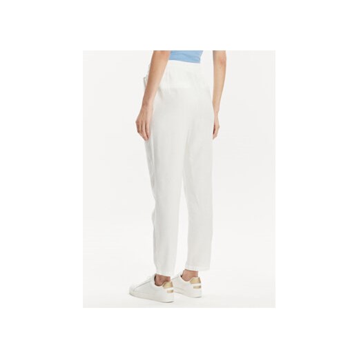 Vero Moda Spodnie materiałowe Jesmilo 10279691 Biały Regular Fit Vero Moda XL MODIVO