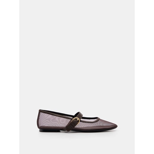 Mohito - Baleriny z paskiem - ciemnobrązowy ze sklepu Mohito w kategorii Balerinki - zdjęcie 177561165