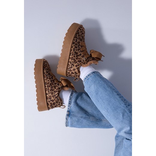 Brązowe Sneakersy Vices Stylizowane na Śniegowce w Panterkę na Platformie Obszyte Futerkiem Naleris ze sklepu renee.pl w kategorii Buty sportowe damskie - zdjęcie 177562757