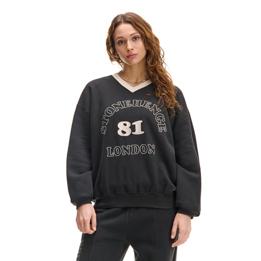Cropp - Bluza z nadrukiem w stylu college - czarny ze sklepu Cropp w kategorii Bluzy damskie - zdjęcie 177588086