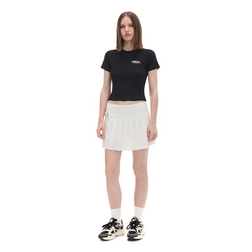 Cropp - Czarny T-shirt z wiskozą - czarny ze sklepu Cropp w kategorii Bluzki damskie - zdjęcie 177588299