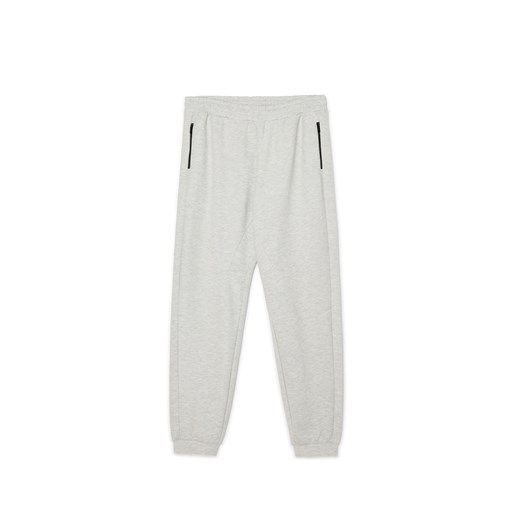 Cropp - Jasnoszare dresowe joggery z kieszeniami na zamek - jasny szary ze sklepu Cropp w kategorii Spodnie męskie - zdjęcie 177588828