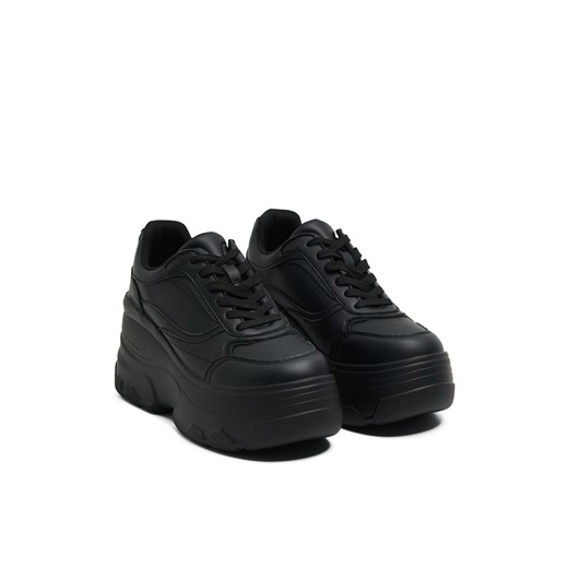 Cropp - Czarne sneakersy chunky - czarny Cropp 38 Cropp