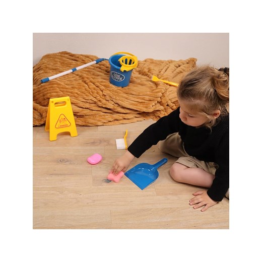 MGM 8-częściowy zestaw do sprzątania - 3+ Mgm onesize wyprzedaż Limango Polska