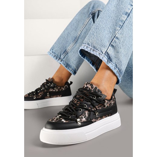 Czarno-Białe Sneakersy z Panterkowym Wzorem Calidi ze sklepu born2be.pl w kategorii Buty sportowe damskie - zdjęcie 177655909