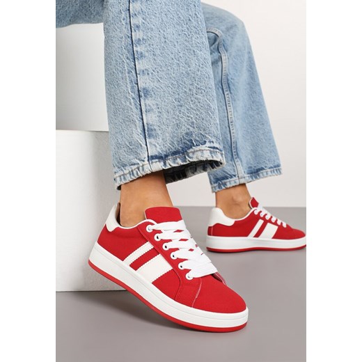 Czerwone Sneakersy na Płaskiej Podeszwie Ozdobione Paskami Ravesi ze sklepu born2be.pl w kategorii Buty sportowe damskie - zdjęcie 177656236