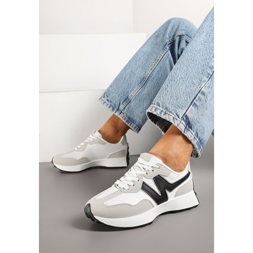 Szare Sneakersy na Płaskiej Podeszwie z Geometryczną Wstawką Helidi ze sklepu born2be.pl w kategorii Buty sportowe damskie - zdjęcie 177656248
