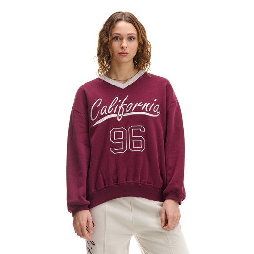 Cropp - Bluza z nadrukiem w stylu college - kasztanowy ze sklepu Cropp w kategorii Bluzy damskie - zdjęcie 177700885
