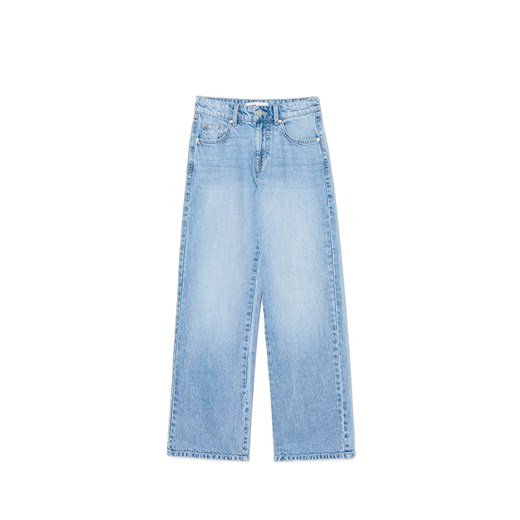 Cropp - Jasnoniebieskie jeansy straight PETITE - niebieski ze sklepu Cropp w kategorii Jeansy damskie - zdjęcie 177701947
