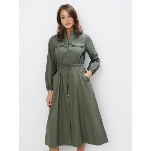 Mohito - Koszulowa zielona sukienka midi z bawełny - khaki ze sklepu Mohito w kategorii Sukienki - zdjęcie 177703837