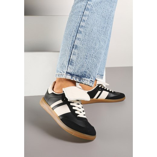 Czarne Sneakersy Tenisówki Ozdobione Wywinięciem Myrloria ze sklepu born2be.pl w kategorii Buty sportowe damskie - zdjęcie 177718256