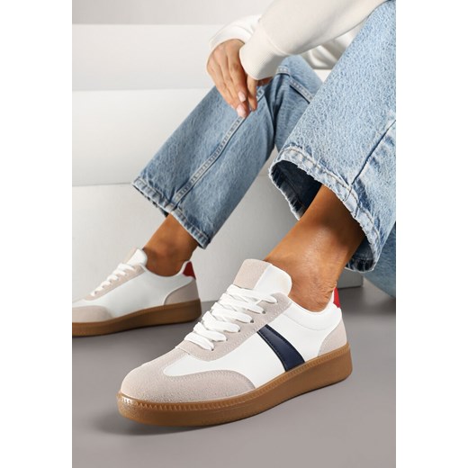 Biało-Granatowe Sneakersy w Stylu Tenisówek Ozdobione Paskiem Elhanis ze sklepu born2be.pl w kategorii Buty sportowe damskie - zdjęcie 177720095